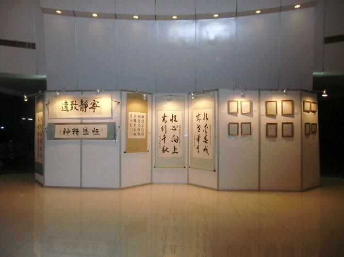 八棱柱書(shū)畫(huà)展板尺寸